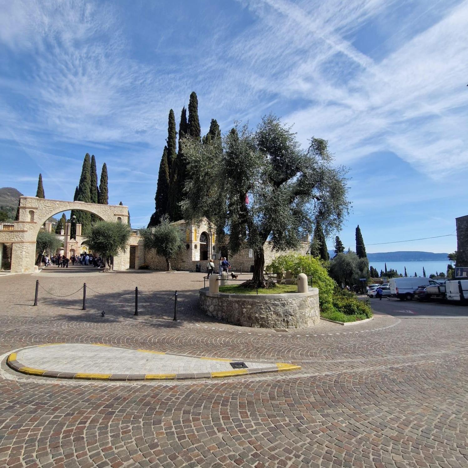 Al Vittoriale Da Maja * Gardone Riviera
